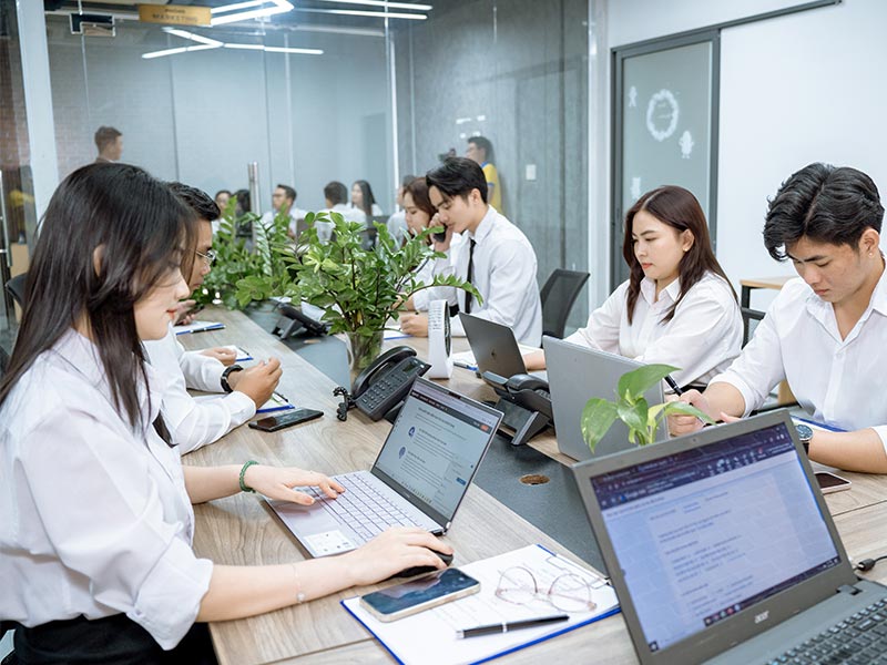 Atalk không ngừng nổ lực cải thiện chất lượng sản phẩm máy dịch ngôn ngữ và chất lượng dịch vụ khách hàng Atalk không ngừng nổ lực cải thiện chất lượng sản phẩm máy dịch ngôn ngữ và chất lượng dịch vụ khách hàng