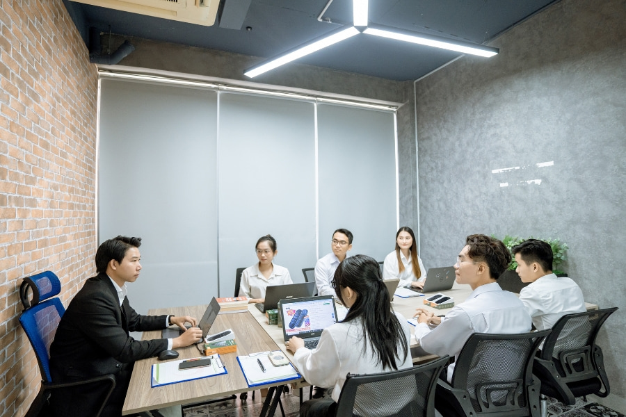 Đội Ngũ Nghiên Cứu Và Phát Triển Sản Phẩm ATalk